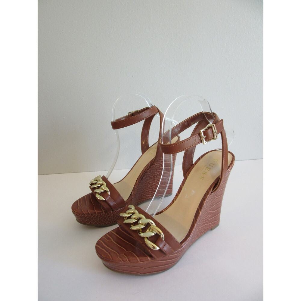 GUESS Camel Color Alligator Pattern Size 8 1/2 Open Toe Wedge Sandals
